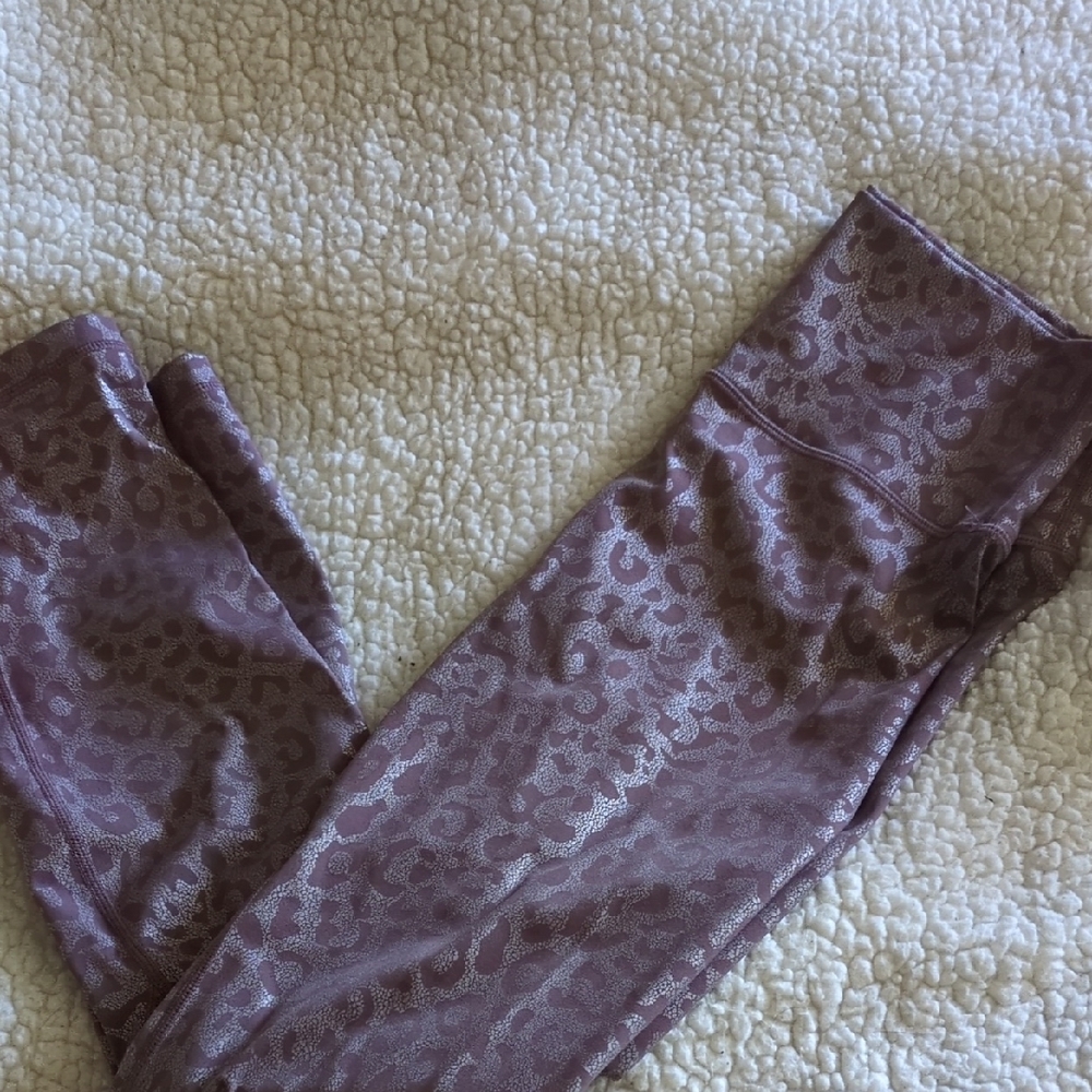 Zyia Leopard Lavender Leggings 8-10